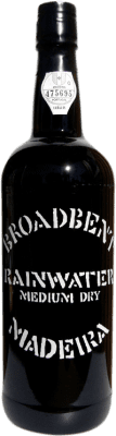 Envío gratis | Vino Generoso Fortificado Broadbent Rainwater I.G. Madeira Madeira Portugal Negramoll Media Botella 37 cl