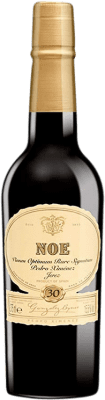 Envio grátis | Vinho Doce González Byass Noe PX VORS Very Old Rare Sherry — Muito Velho e Raro D.O. Jerez-Xérès-Sherry Andaluzia Espanha Pedro Ximénez 30 Anos Meia Garrafa 37 cl
