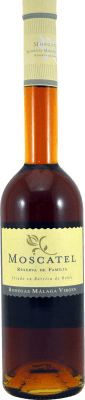 Envío gratis | Vino generoso Málaga Virgen Reserva de la Familia Reserva D.O. Sierras de Málaga Andalucía y Extremadura España Moscato Botella Medium 50 cl