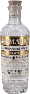Envio grátis | Aguardente Grappa Marzadro Aromatica Gewürztraminer & Moscato Itália Mascate, Gewürztraminer Garrafa Medium 50 cl
