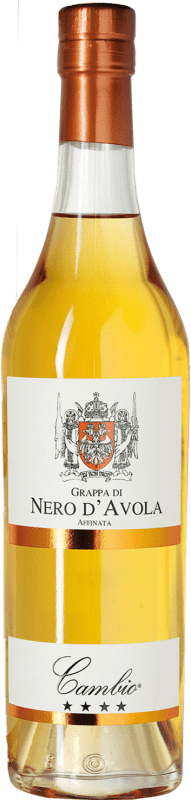 43,95 € Spedizione Gratuita | Grappa Berta Cambio Cascina Nero d'Avola della Francesca Bottiglia Medium 50 cl
