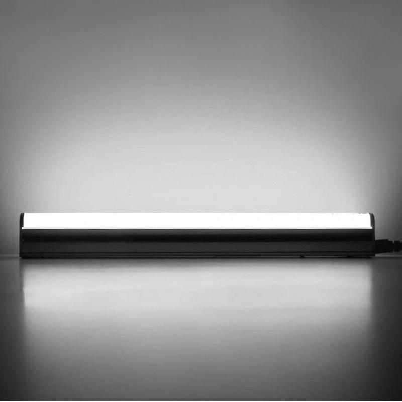 11,95 € Free Shipping | LED tube 12W T5 LED 6000K Cold light. Ø 2 cm. LED tube kit + bracket + installation accessories. Integrated Driver Kitchen, warehouse and hall. Aluminum and polycarbonate. White and silver Color