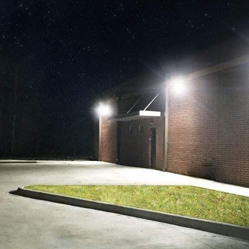 11,95 € Envoi gratuit | Projecteur d'extérieur 50W 4500K Lumière neutre. 21×16 cm. IPAD SMD LED Chip EPISTAR. Haute Luminosité. Extra plat Fonte d'aluminium et verre trempé. Couleur noir