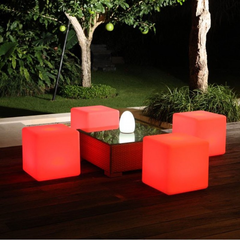 71,95 € Free Shipping | Furniture with lighting LED RGBW Cubic Shape 40×40 cm. Wireless RGB multicolor LED light cube. Remote control. Bluetooth speaker. Wireless charging. 12 integrated LEDs Terrace, garden and facilities. Polyethylene