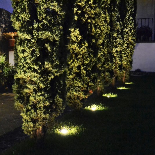 14,95 € Kostenloser Versand | Leuchtfeuer 5W 4500K Neutrales Licht. Ø 11 cm. Bodeneinbauleuchte + LED-Birne. Beständig gegen Korrosion, Salz und Chlor Edelstahl 316. Rostfreier stahl Farbe
