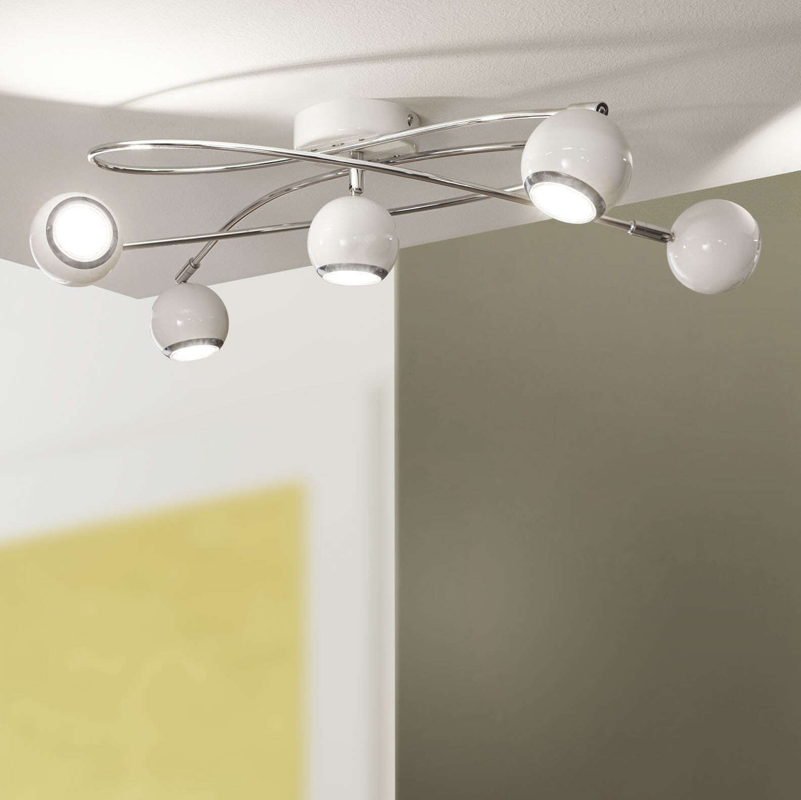 147,95 € Envío gratis | Lámpara de araña Eglo Locanda 15W 70×66 cm. Acero. Color blanco, cromado y plata