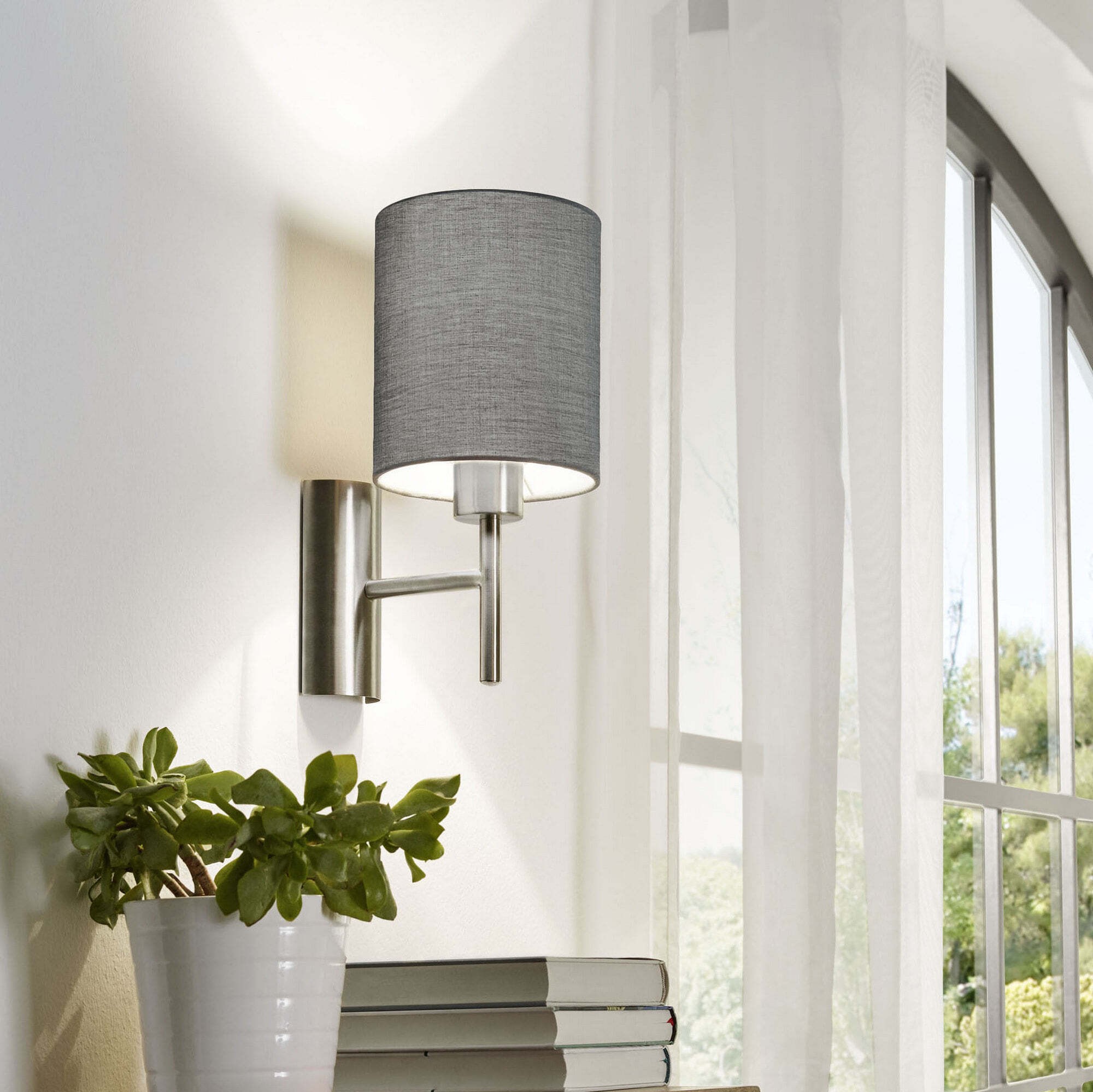 43,95 € 免费送货 | 室内壁灯 Eglo Pasteri 60W 31×15 cm. 钢 和 纺织品. 灰色的, 镍 和 亚光镍 颜色