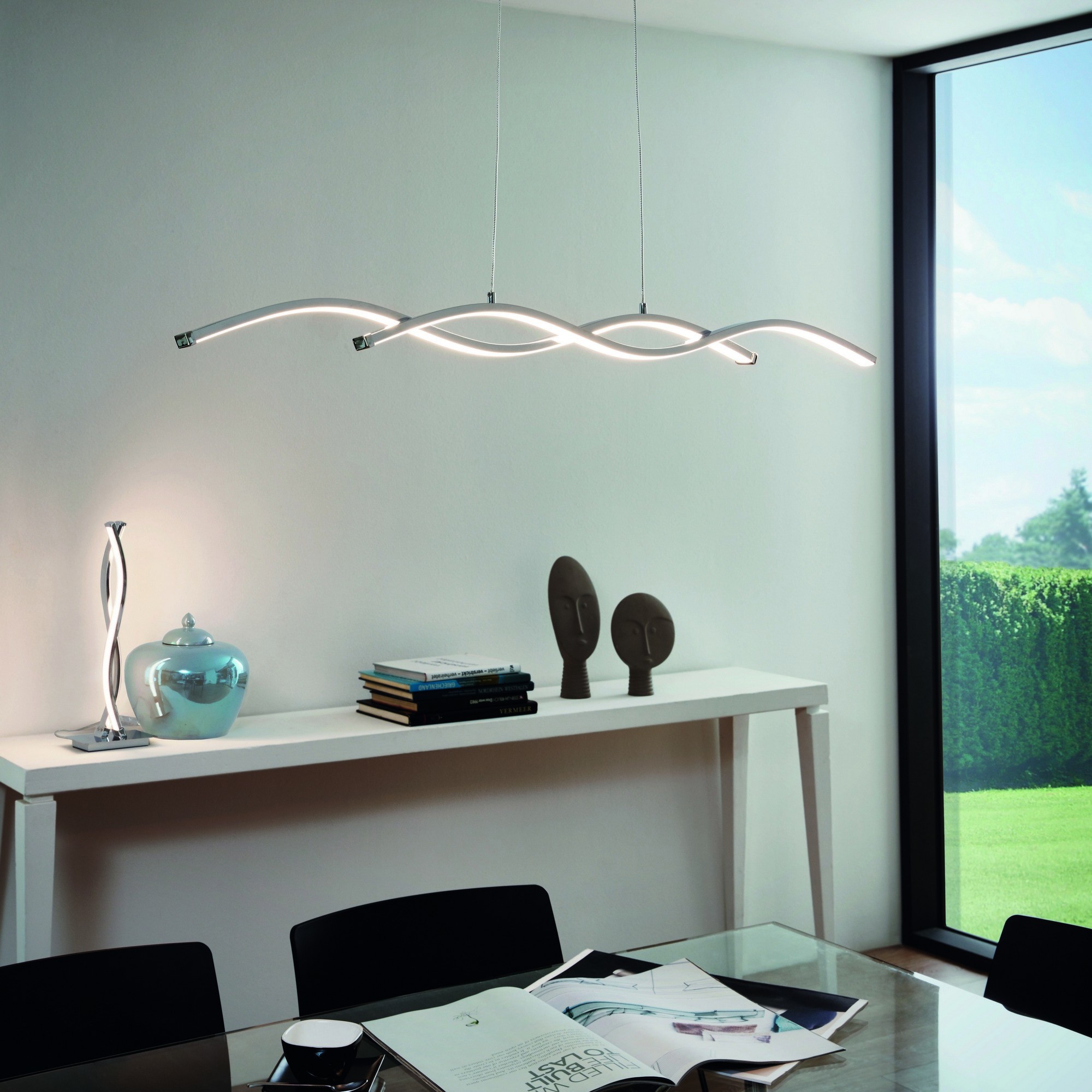 163,95 € Kostenloser Versand | Hängelampe Eglo Lasana 2 28W 3000K Warmes Licht. 120×120 cm. Stahl, aluminium und plastik. Weiß, überzogenes chrom und silber Farbe