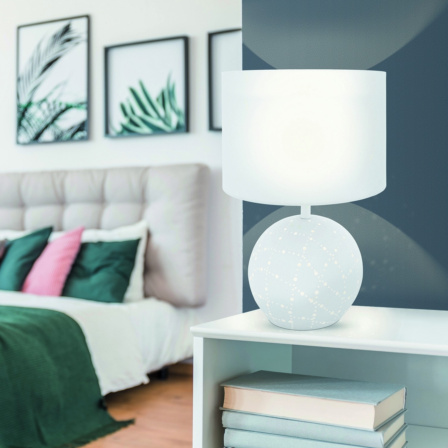49,95 € Envoi gratuit | Lampe de table Eglo Montalbano 67W Ø 23 cm. Céramique et textile. Couleur blanc