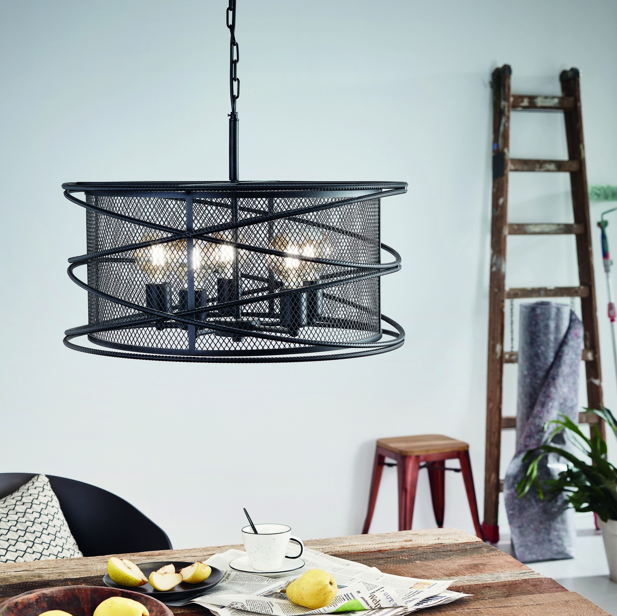 149,95 € Kostenloser Versand | Hängelampe Eglo Blackwater 300W Ø 58 cm. Stahl. Schwarz Farbe