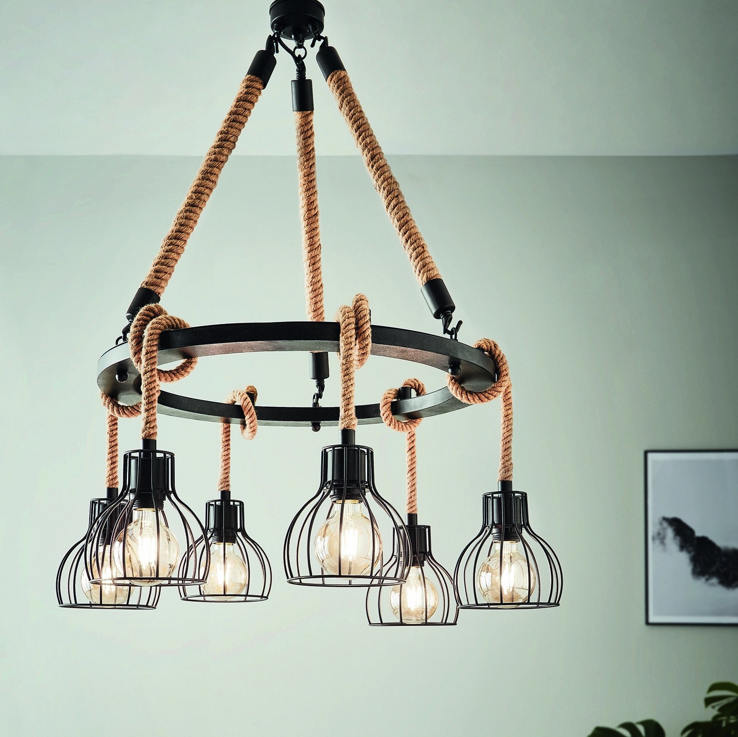 314,95 € Envio grátis | Lustre Eglo Rampside 168W Ø 76 cm. Aço. Cor preto