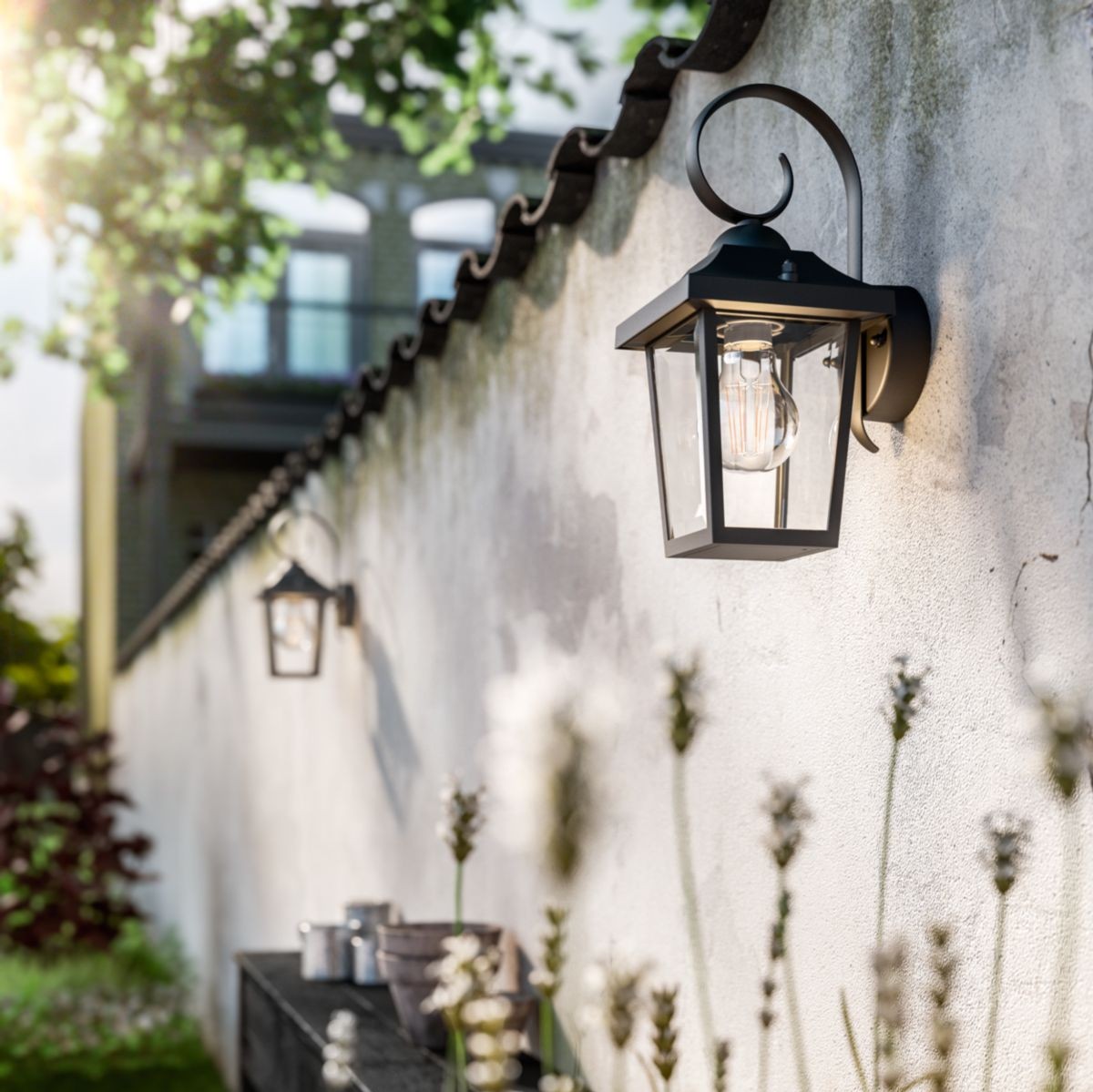 31,95 € Free Shipping | Outdoor wall light Philips Buzzard 29×18 cm. Wall light Black Color