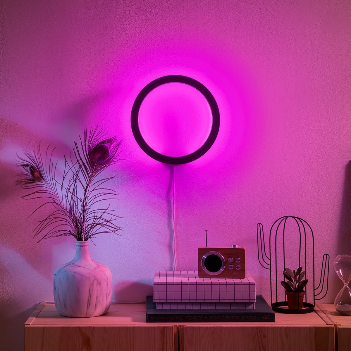 132,95 € Бесплатная доставка | Настенный светильник для дома Philips Sana 20W 26×26 cm. Нанесите фреску. Управление по Bluetooth с помощью приложения или голоса. Встроенный светодиод