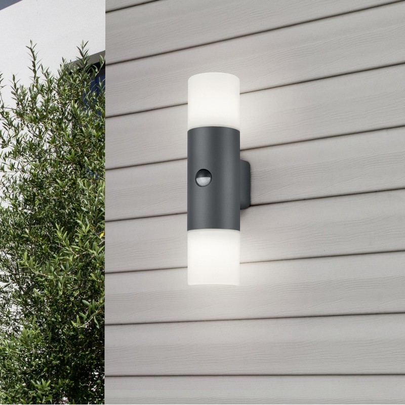 59,95 € Free Shipping | Outdoor wall light Trio Hoosic 33×9 cm. Motion sensor Terrace and garden. Modern Style. Cast aluminum. Anthracite Color