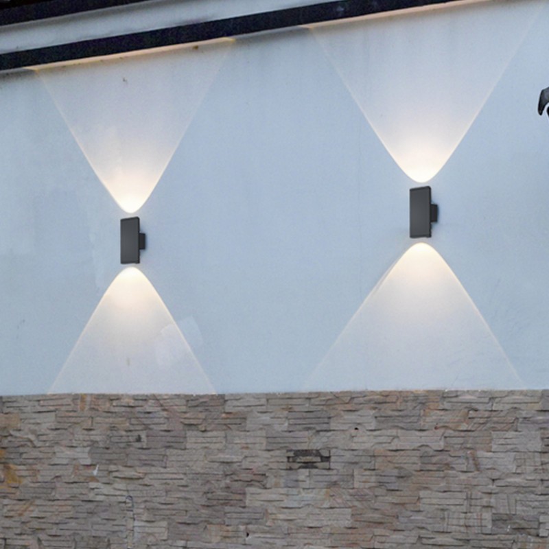 51,95 € Envoi gratuit | Applique murale d'extérieur Trio Colorado 3W 3000K Lumière chaude. 20×9 cm. LED intégrée Terrasse et jardin. Style moderne. Fonte d'aluminium. Couleur anthracite