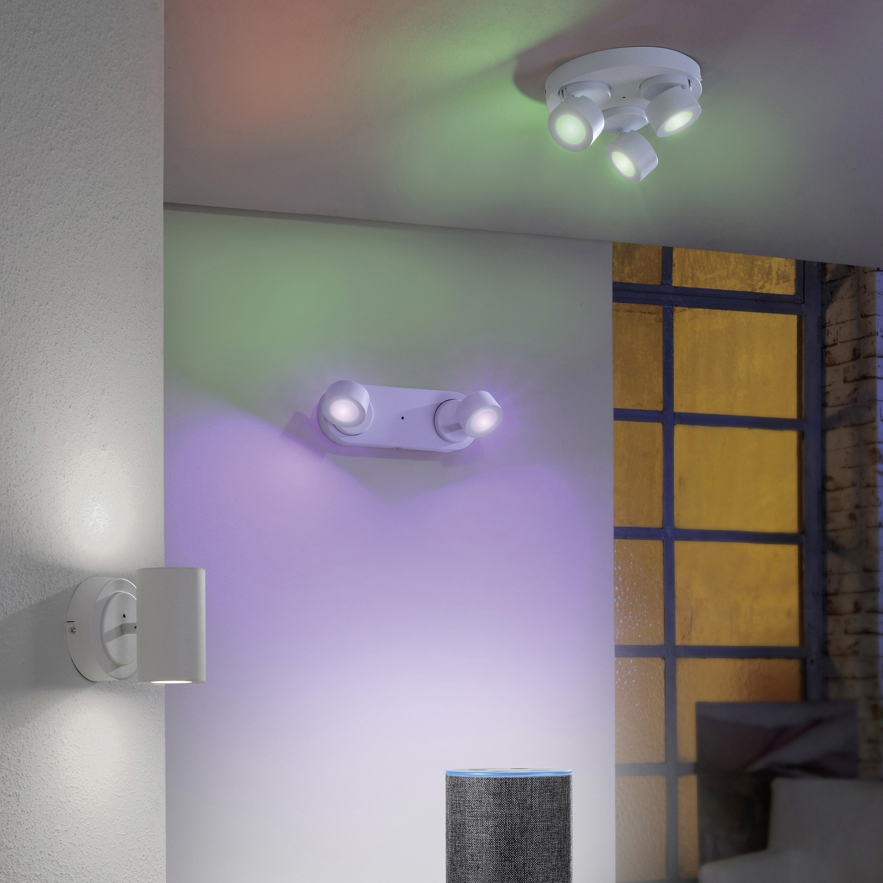 87,95 € Envío gratis | Foco para interior Trio Sancho 3W 13×12 cm. LED RGBW multicolor regulable. Mando a distancia. Compatible WiZ Metal. Color blanco