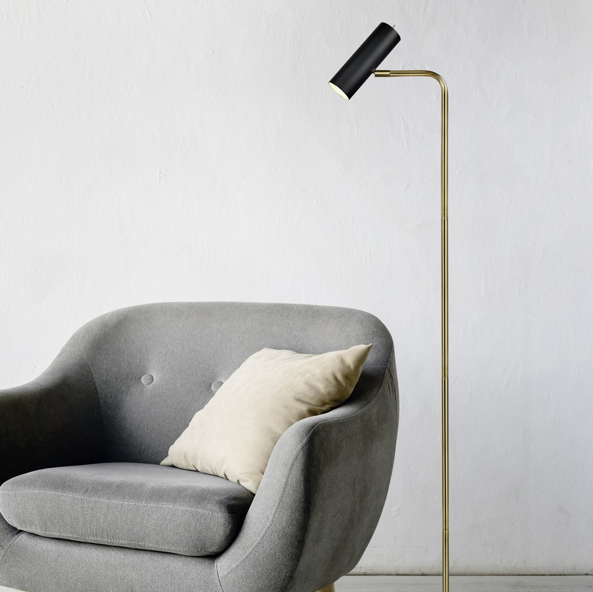 84,95 € Envoi gratuit | Lampadaire Trio Marley 151×23 cm. Métal. Couleur cuivre