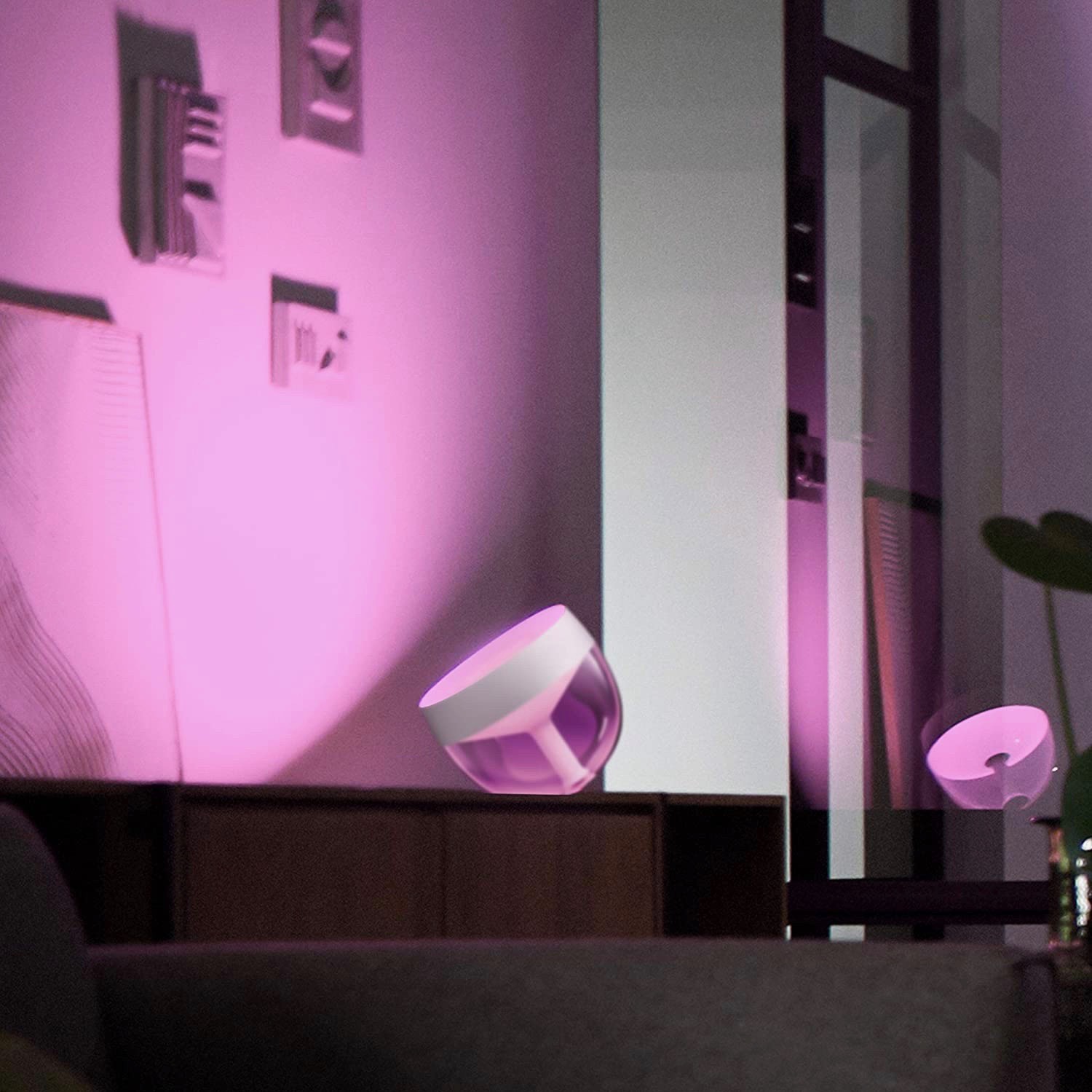 142,95 € Spedizione Gratuita | Lampada da tavolo Philips LED con interruttore Smart Button. Alexa e Google Home Alluminio. Colore bianca