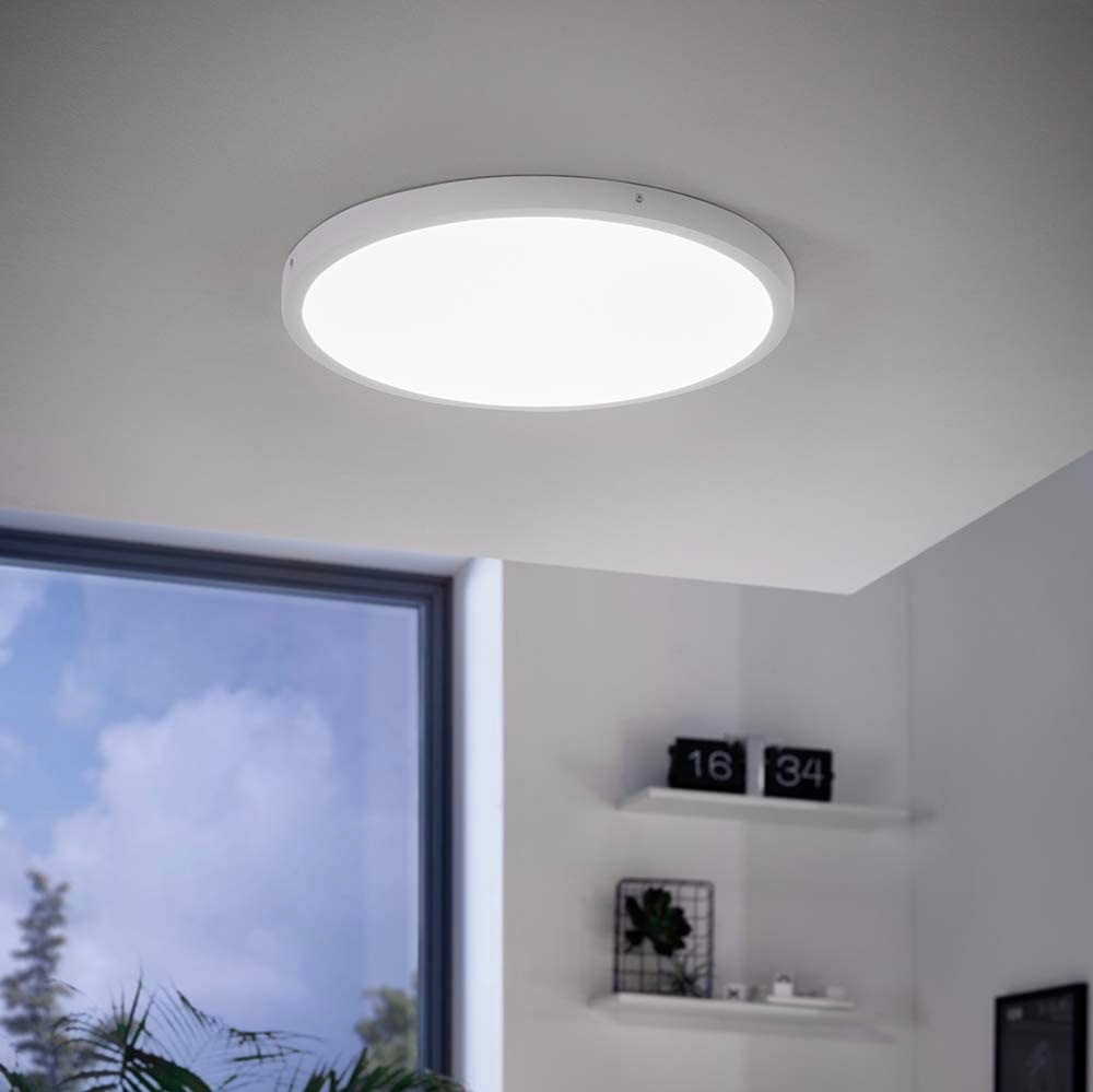 102,95 € Spedizione Gratuita | Plafoniera da interno Eglo 50×50 cm. LED Alluminio e pmma. Colore bianca