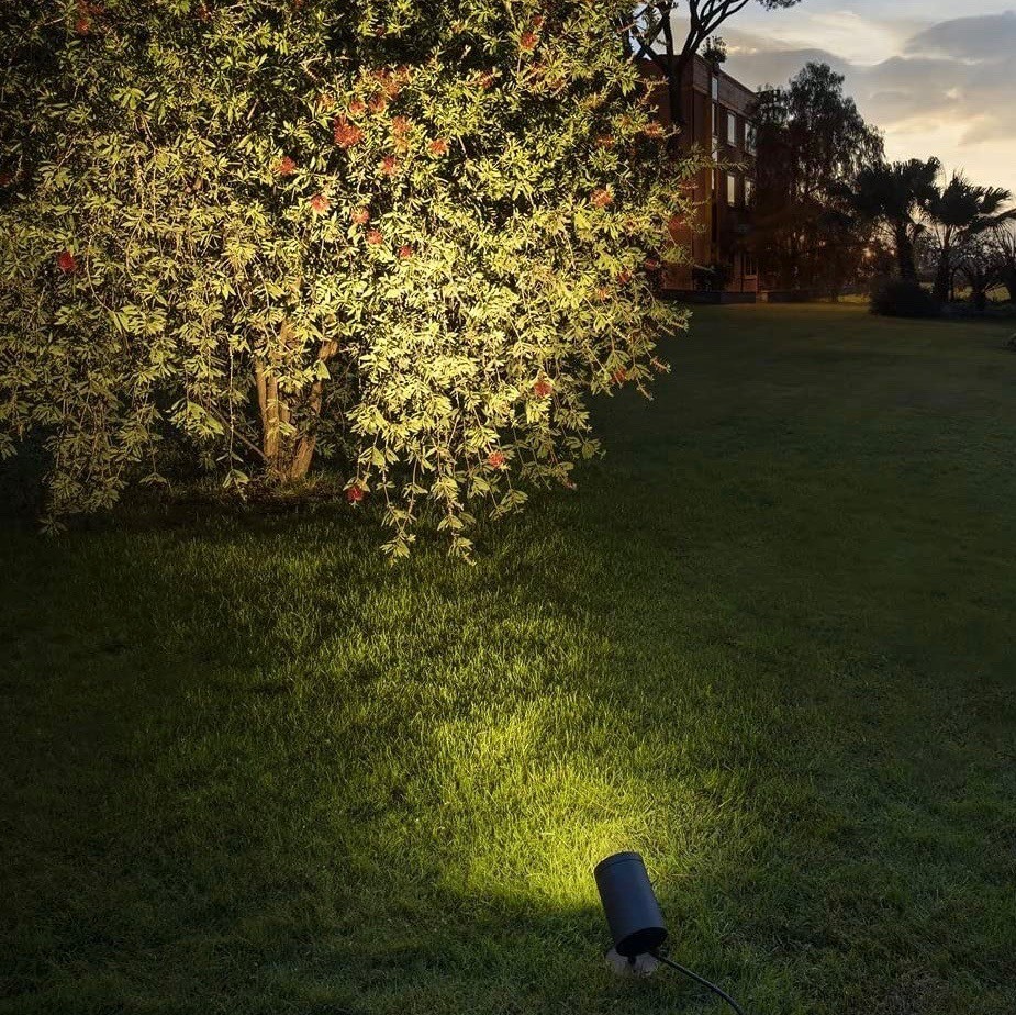 235,95 € Envoi gratuit | Projecteur d'extérieur 17W 3000K Lumière chaude. 16×15 cm. Réglable en position Aluminium et verre. Couleur noir