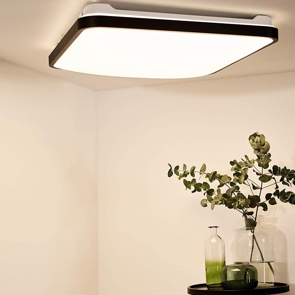 278,95 € Envío gratis | Plafón de interior 50W 54×54 cm. Acrílico y metal. Color negro