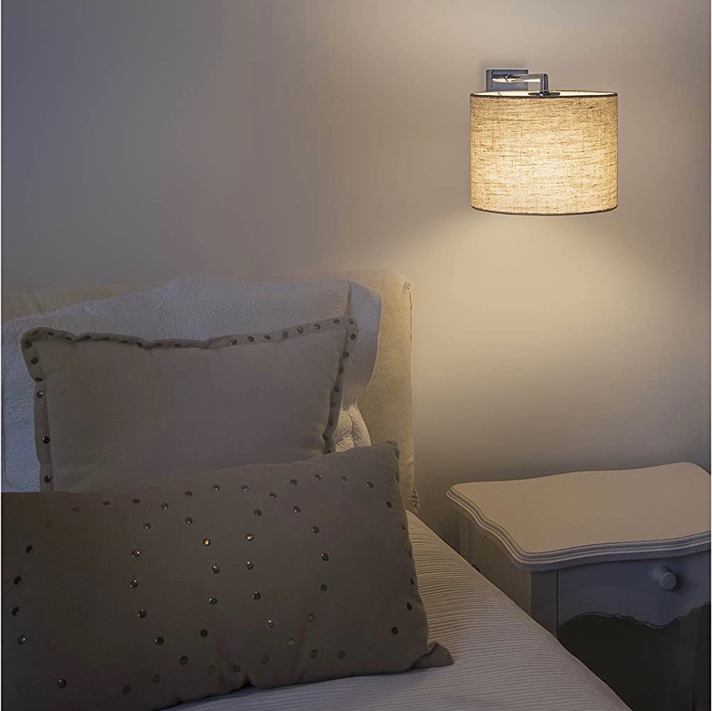94,95 € Envio grátis | Luz de parede interna 60W 25×21 cm. LED Metais e linho. Cor bege