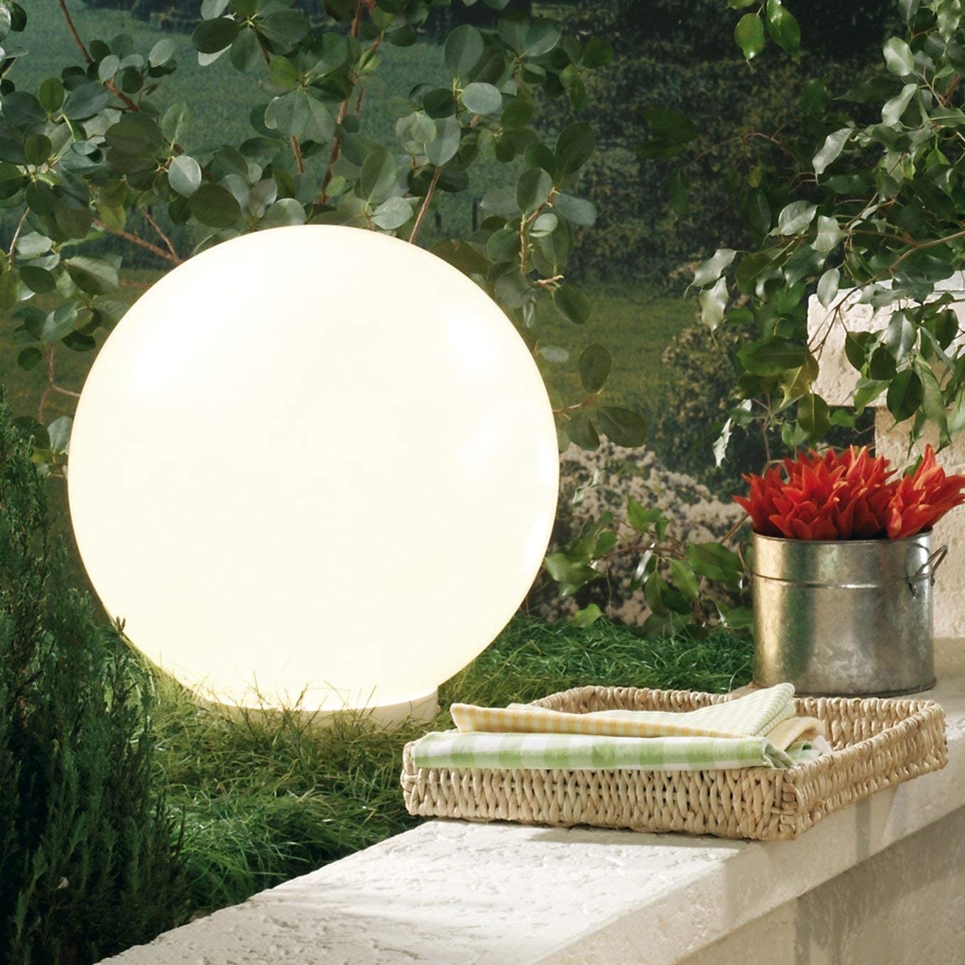 271,95 € Spedizione Gratuita | Lampada da tavolo Ø 40 cm. Pmma. Colore bianca