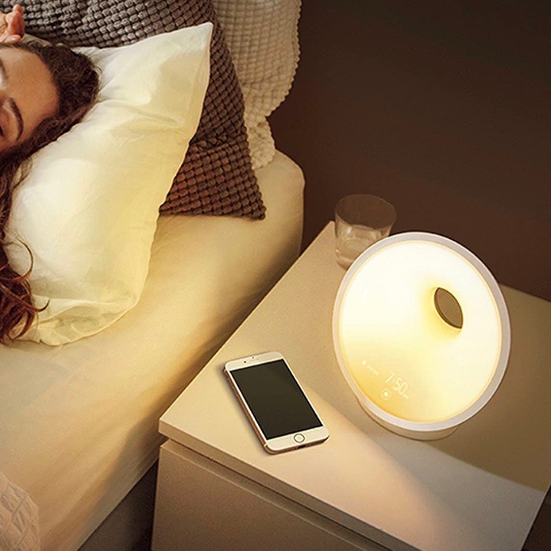 288,95 € Spedizione Gratuita | Lampada da tavolo Philips 18W 22×22 cm. Sveglia luminosa Pmma. Colore arancia