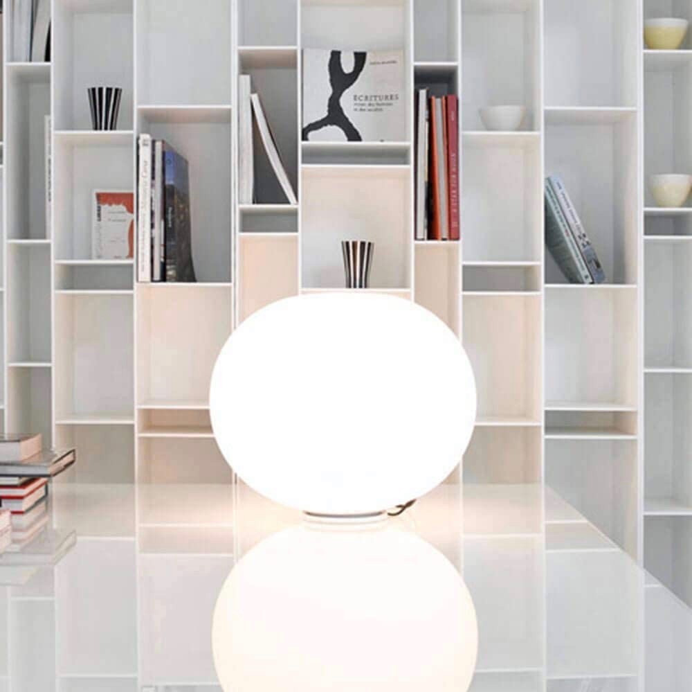 569,95 € Kostenloser Versand | Tischlampe 150W 33×33 cm. Aluminium. Weiß Farbe