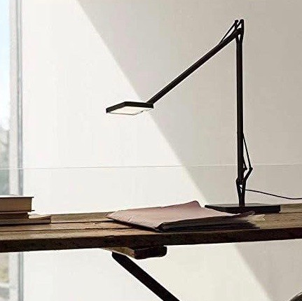 421,95 € Envio grátis | Lampada de escritorio 8W 89×15 cm. Articulado Alumínio. Cor preto