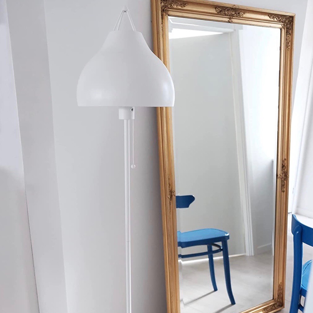 272,95 € Envio grátis | Luminária de piso 60W 150×29 cm. Metais. Cor branco