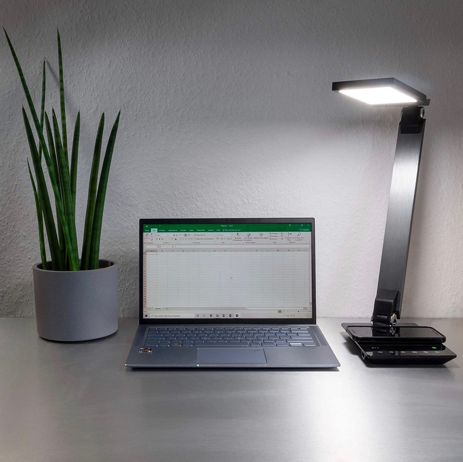 107,95 € Free Shipping | Desk lamp 10W 43×20 cm. LED. Wireless or USB charger Aluminum. Black Color
