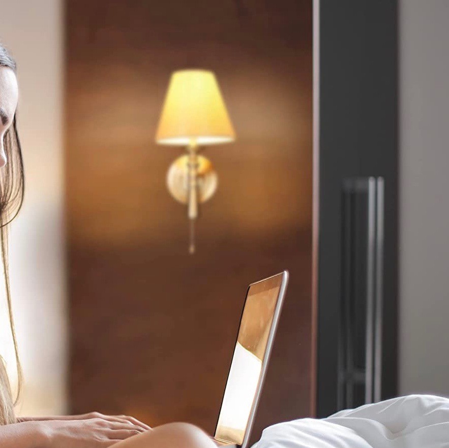 93,95 € Envio grátis | Luz de parede interna 40W 28×19 cm. Metais e têxtil. Cor castanho