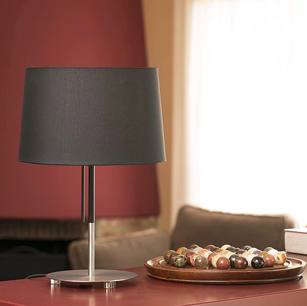 132,95 € Spedizione Gratuita | Lampada da tavolo 20W 45×31 cm. Metallo e tessile. Colore nero