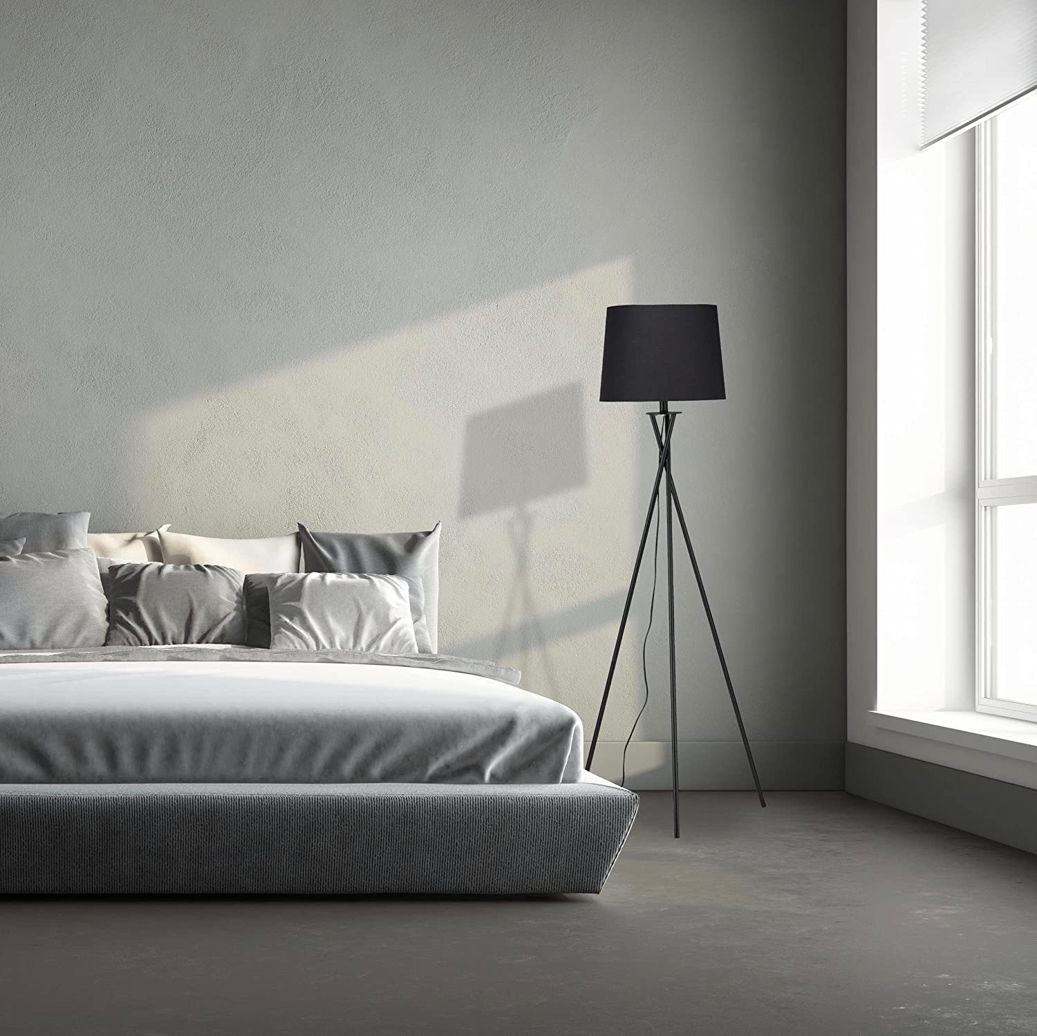 83,95 € Free Shipping | Floor lamp 60W 158×61 cm. Clamping tripod Metal casting and textile. Black Color