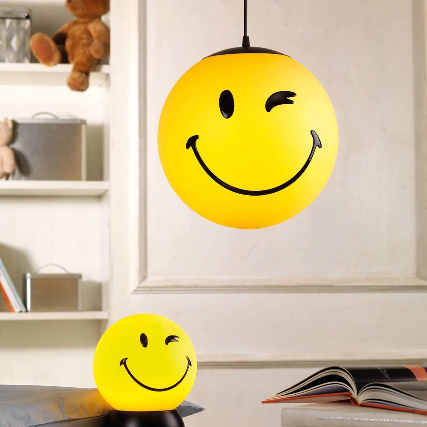 102,95 € Envio grátis | Lâmpada pendurada 7W 50×45 cm. Design de emoticon sorridente Acrílico e pmma. Cor amarelo