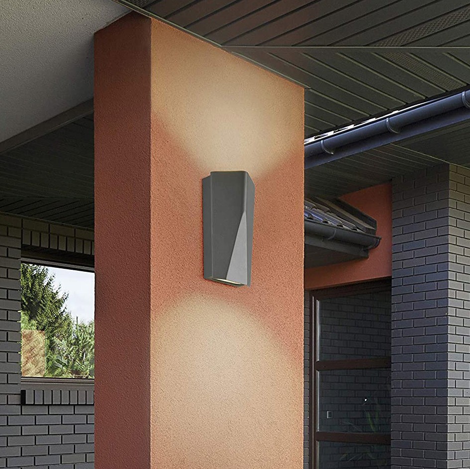 65,95 € Spedizione Gratuita | Lampada da parete per interni Trio 4W 20×11 cm. LED bidirezionale Alluminio. Colore nero