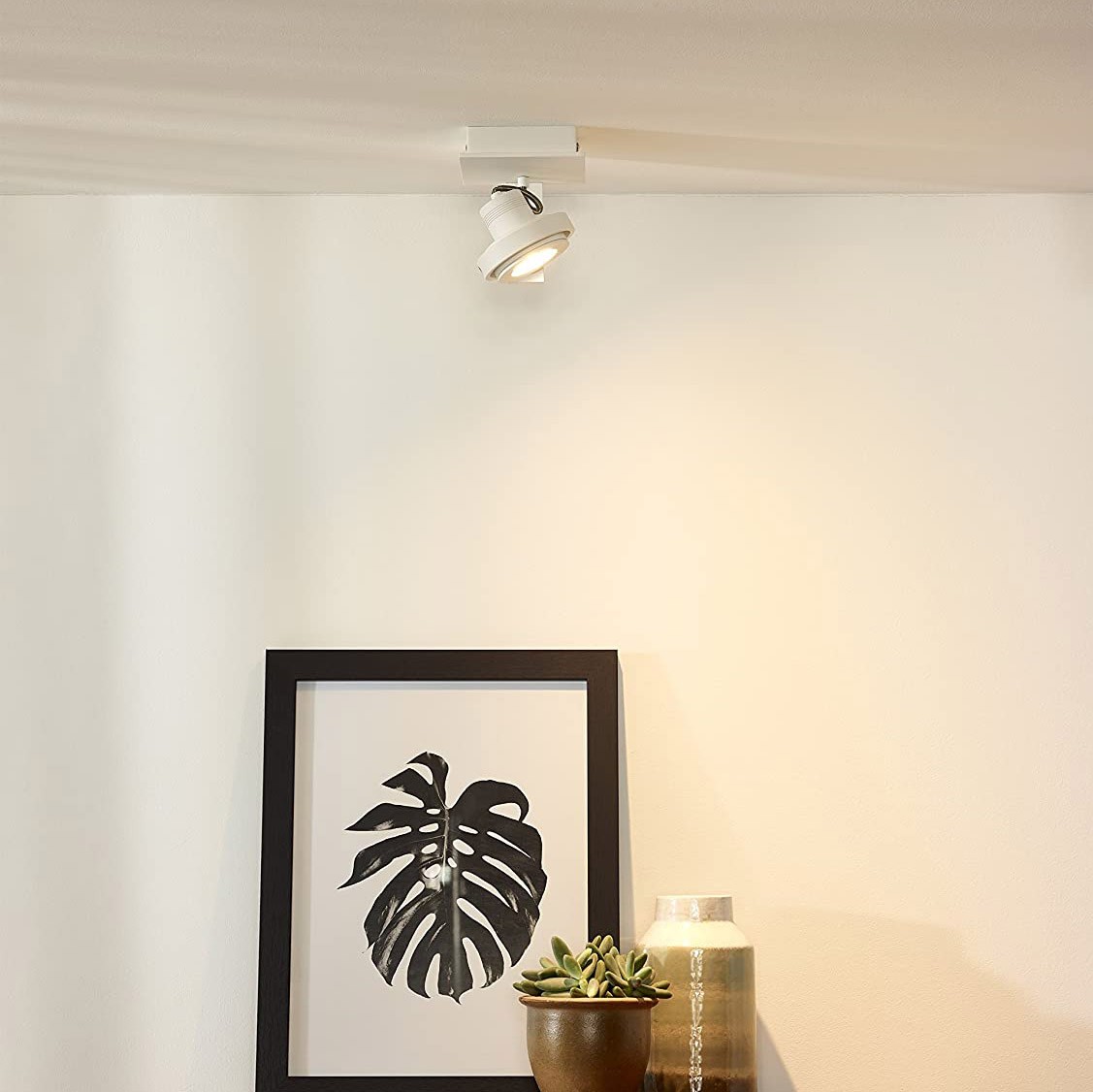 118,95 € Envio grátis | Refletor interno 5W 13×12 cm. Ajustável Alumínio. Cor branco