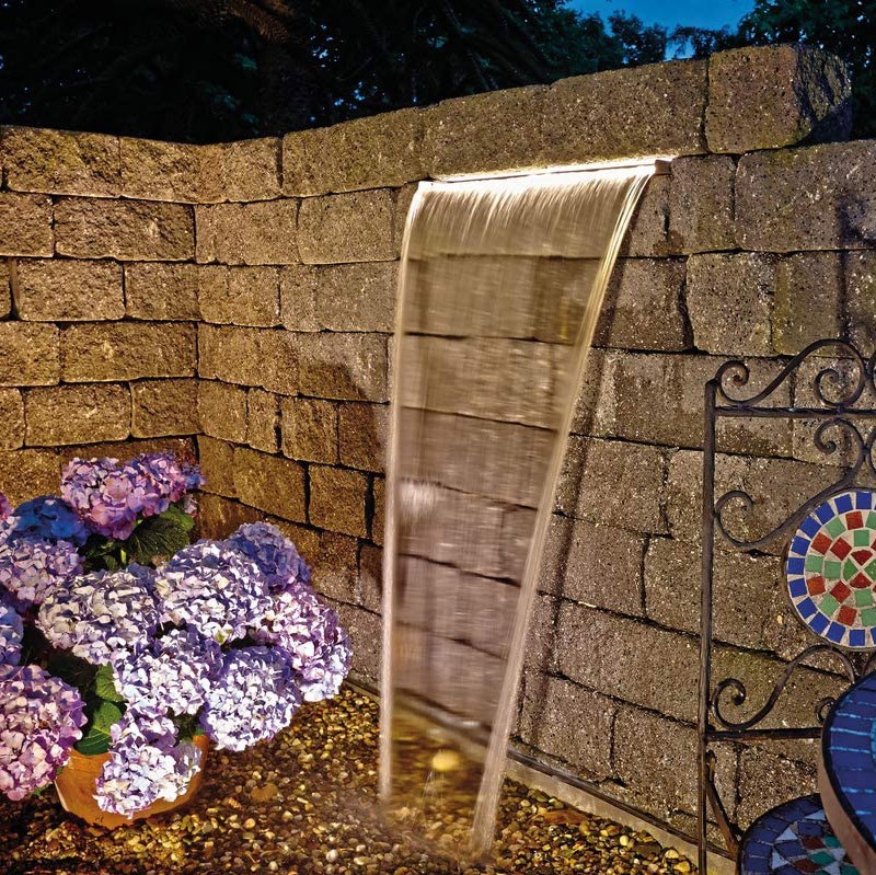 117,95 € Spedizione Gratuita | Striscia LED e tubo flessibile 61×11 cm. Luce a cascata Colore bianca