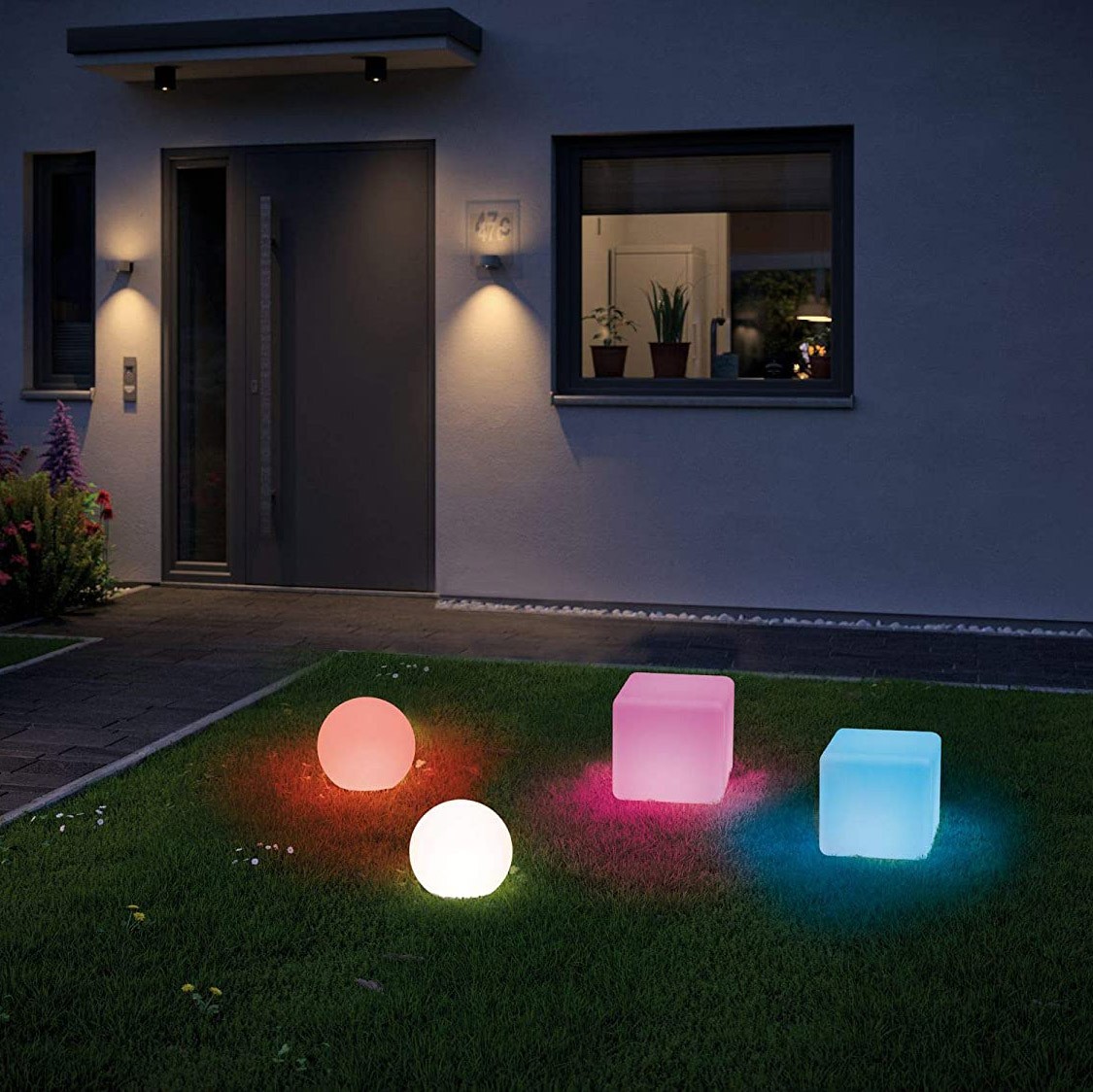 115,95 € Spedizione Gratuita | Mobili con illuminazione 3W LED 3000K Luce calda. 20×20 cm. LED RGB multicolore. Controllo con APP per smartphone Pmma. Colore bianca