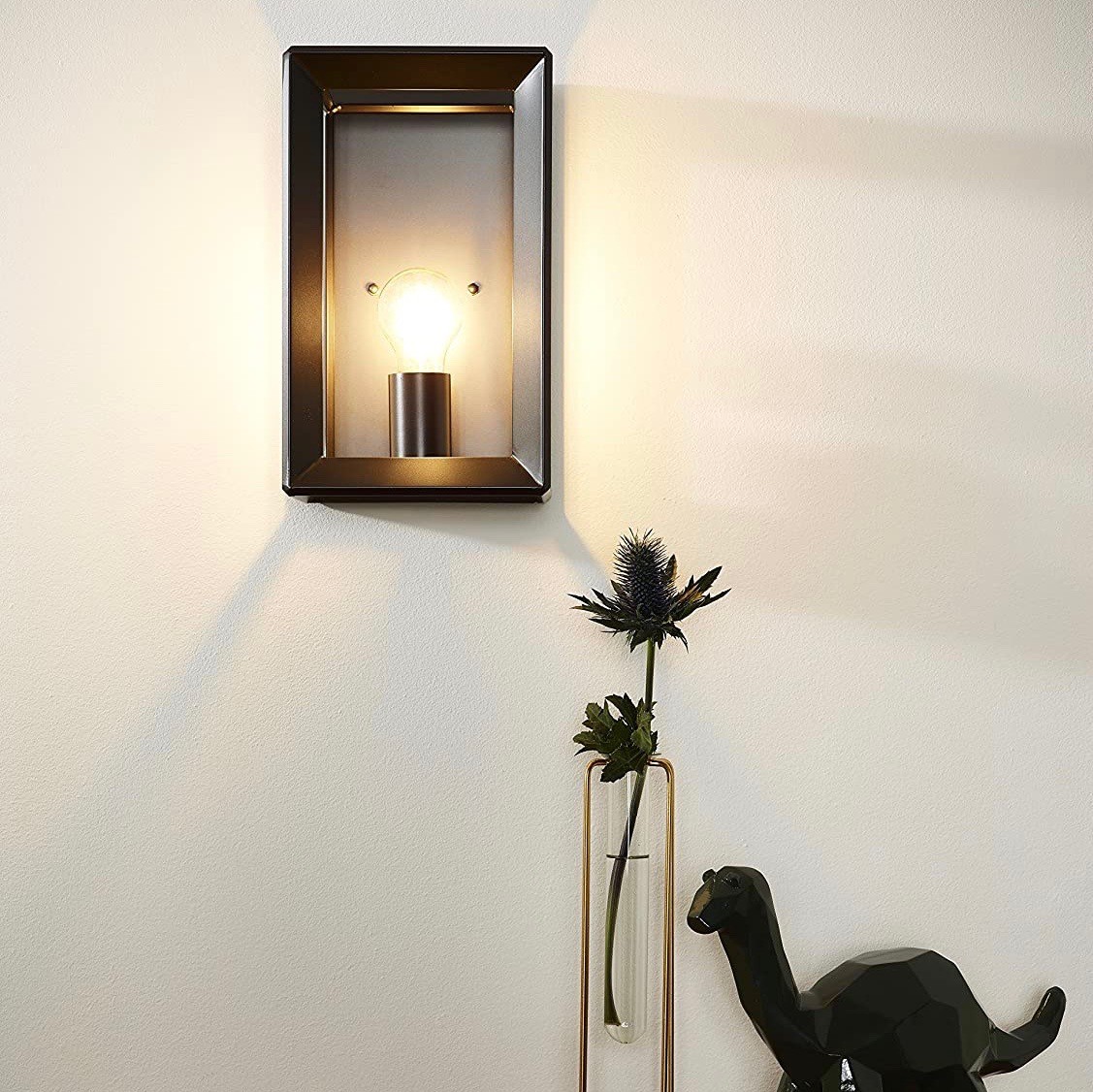 111,95 € Envio grátis | Aplique de parede ao ar livre 60W 30×18 cm. Metais. Cor preto