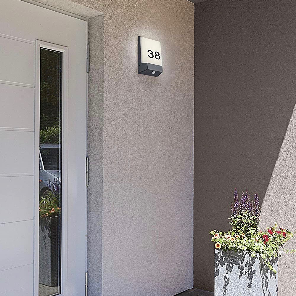 92,95 € Envoi gratuit | Applique murale d'extérieur Trio 9W 3000K Lumière chaude. 21×16 cm. Enseigne lumineuse. Détecteur de mouvement Acrylique et aluminium. Couleur anthracite