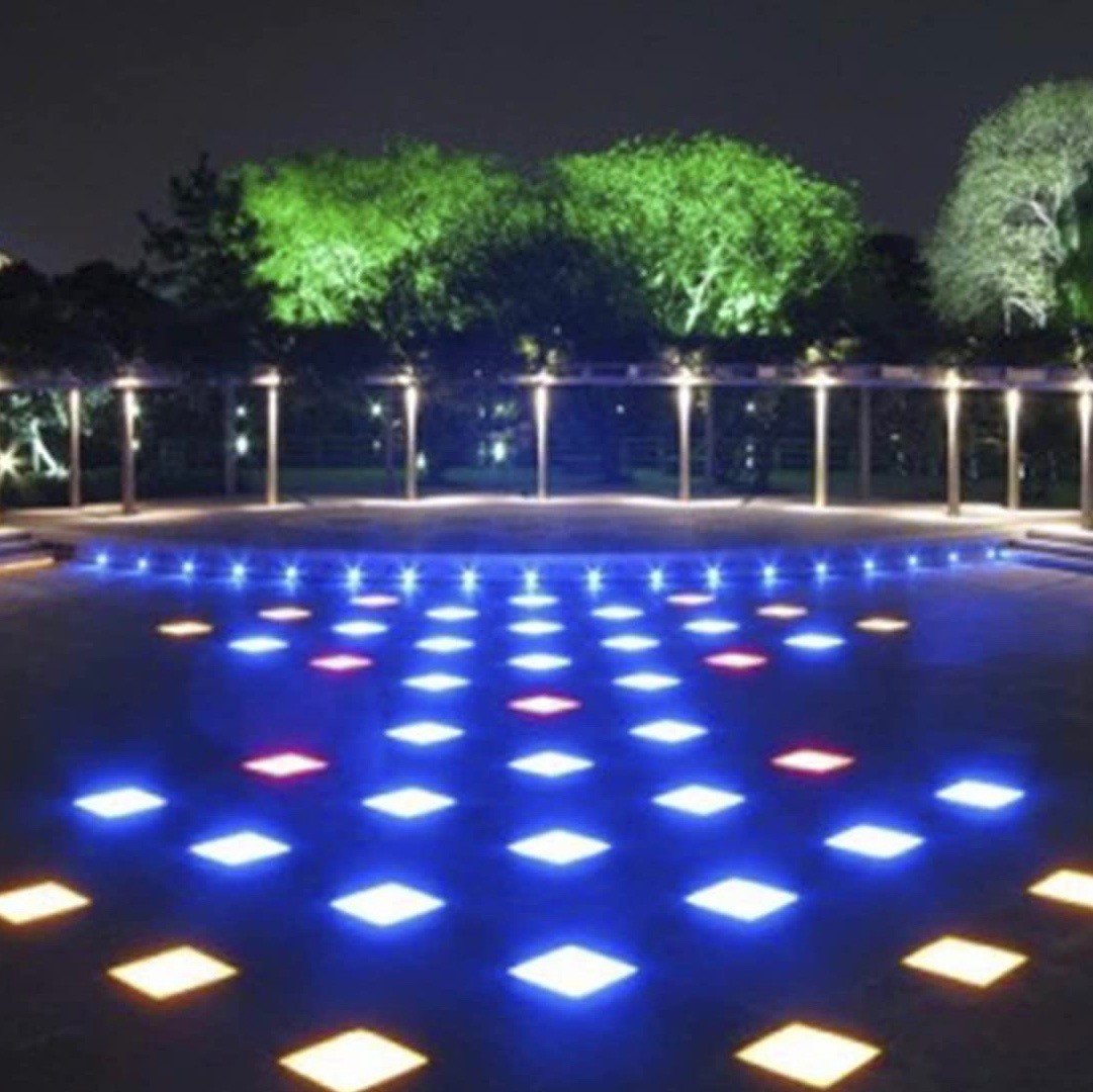 37,95 € Бесплатная доставка | Уличный светильник 1W 22×18 cm. LED Абс и пмма. Серый Цвет