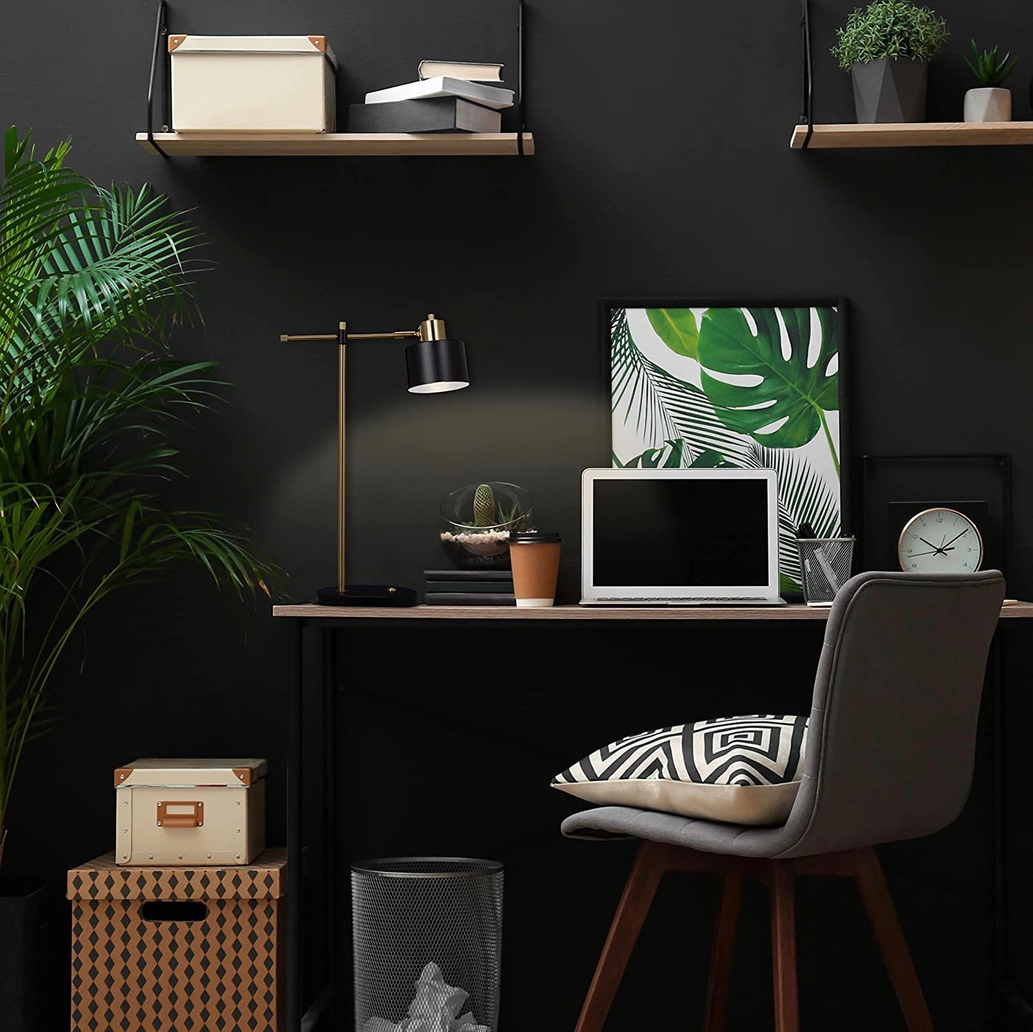 199,95 € Envio grátis | Lampada de escritorio 56×36 cm. Cabeça ajustável Metais. Cor preto